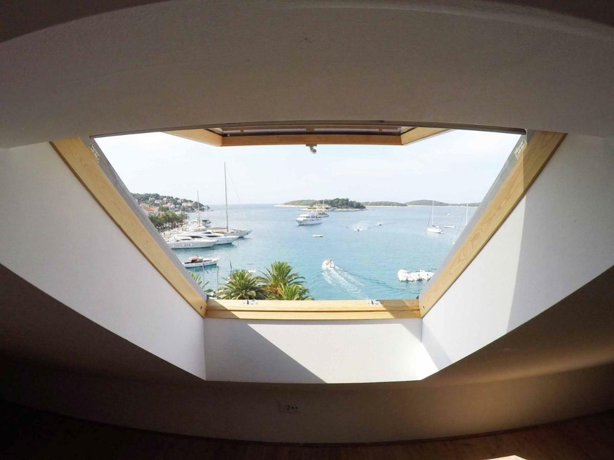 Hvar Attic Modern Design - Town Center With A Great View *
